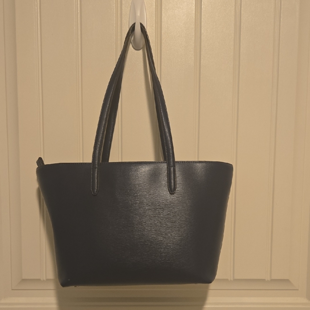 DKNY Bryant Medium Zippered Tote Bag - Picture 9 of 12